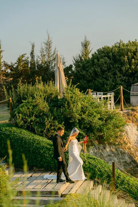 Kadraj Film bride & groom portrait — wedding photographer in İzmir (58)