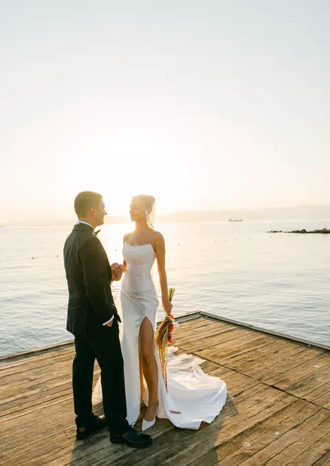 Kadraj Film bride & groom portrait — wedding photographer in İzmir (66)