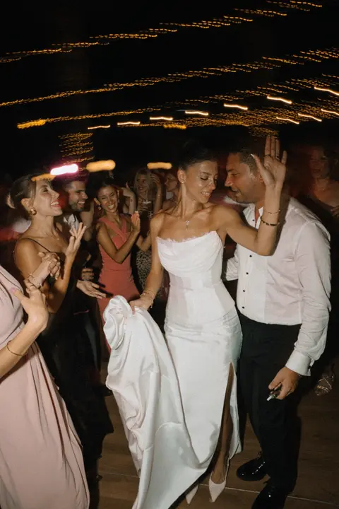 Kadraj Film frame from a wedding story — wedding photographer in İzmir (81)